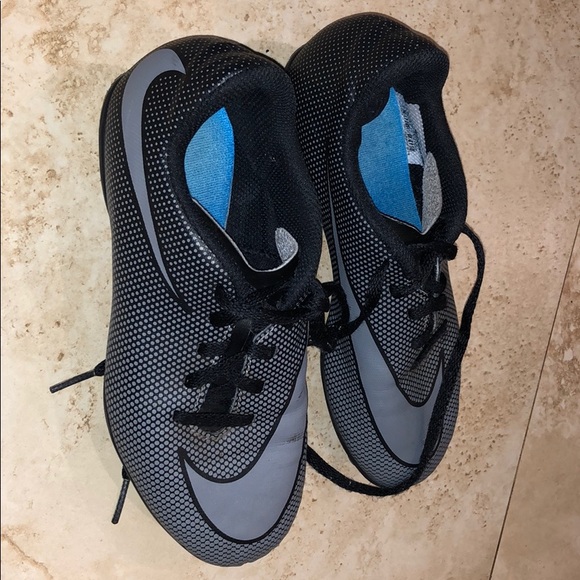Nike Other - Nike soccer cleats
